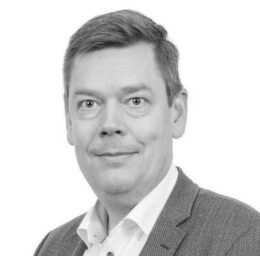 Tommi Hollström