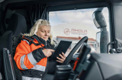 Ahola Transportille voitto kansainvälisessä Eco-Driving Challenge -kilpailussa